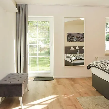 Haus Ketzenberg 4 _uns Pokenstuv_ * Groß Zicker