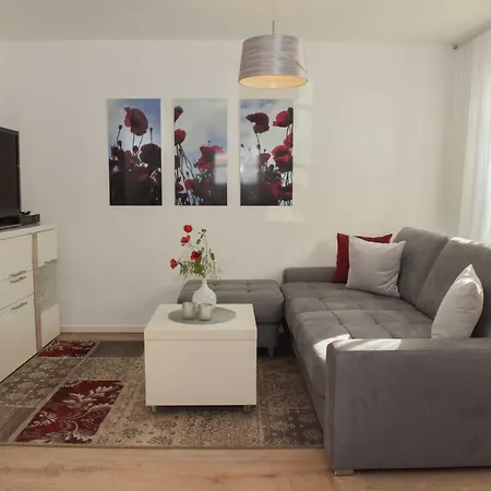 Haus Ketzenberg 4 _uns Pokenstuv_ * Groß Zicker